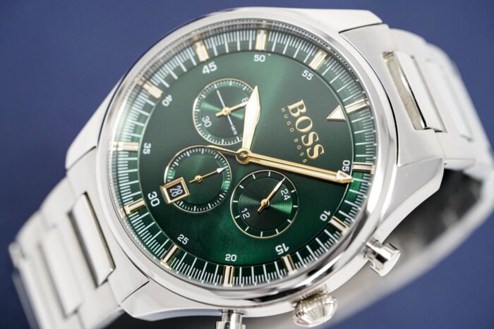 Hugo Boss Men's Watch Chronograph Pioneer Green - HB1513868 - Image 2